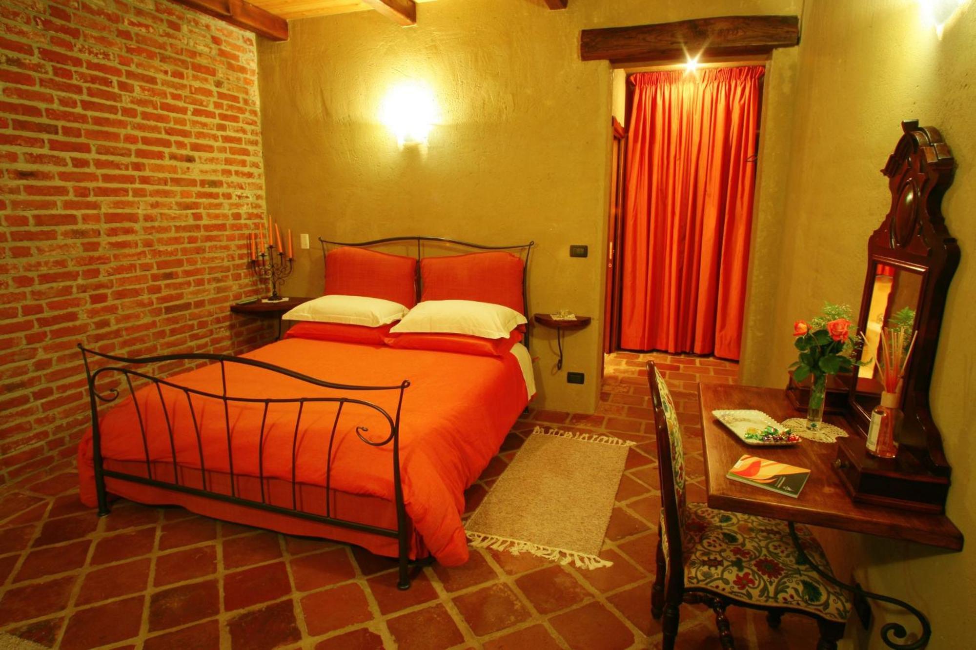 Le Soleil Villa Vigone Room photo