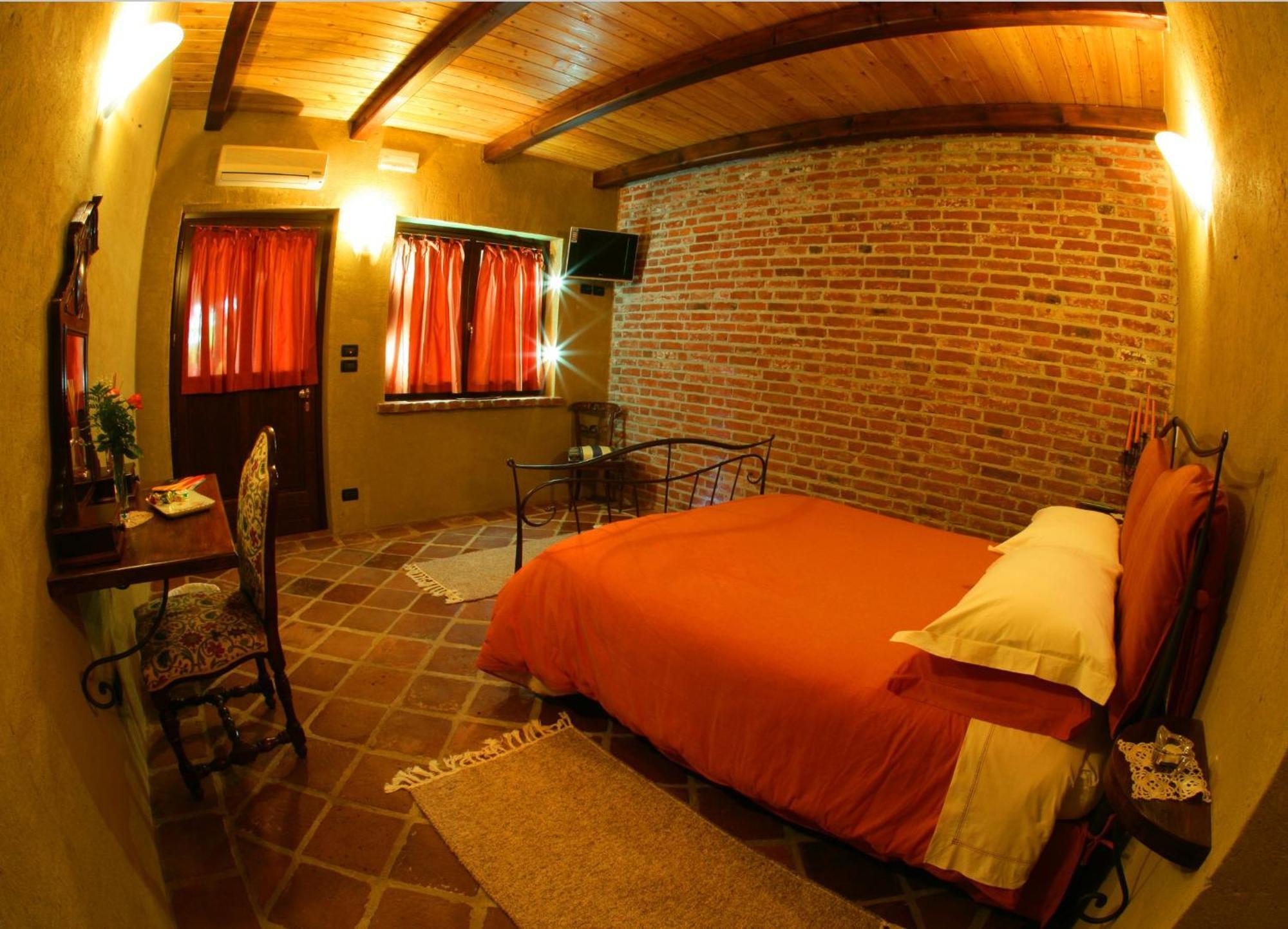 Le Soleil Villa Vigone Room photo
